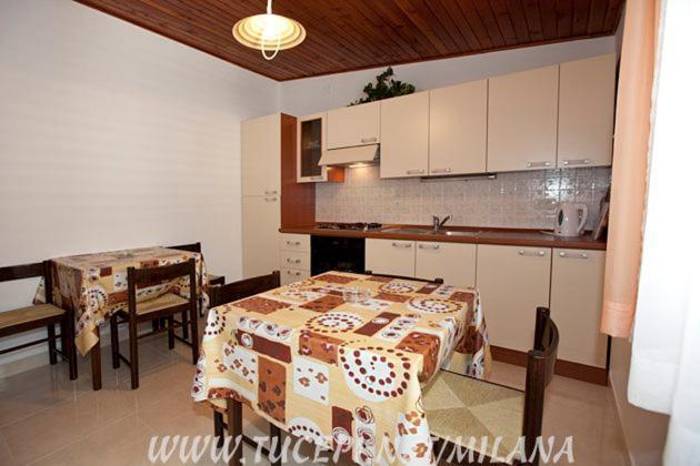 Apartments Milana Tučepi Zewnętrze zdjęcie